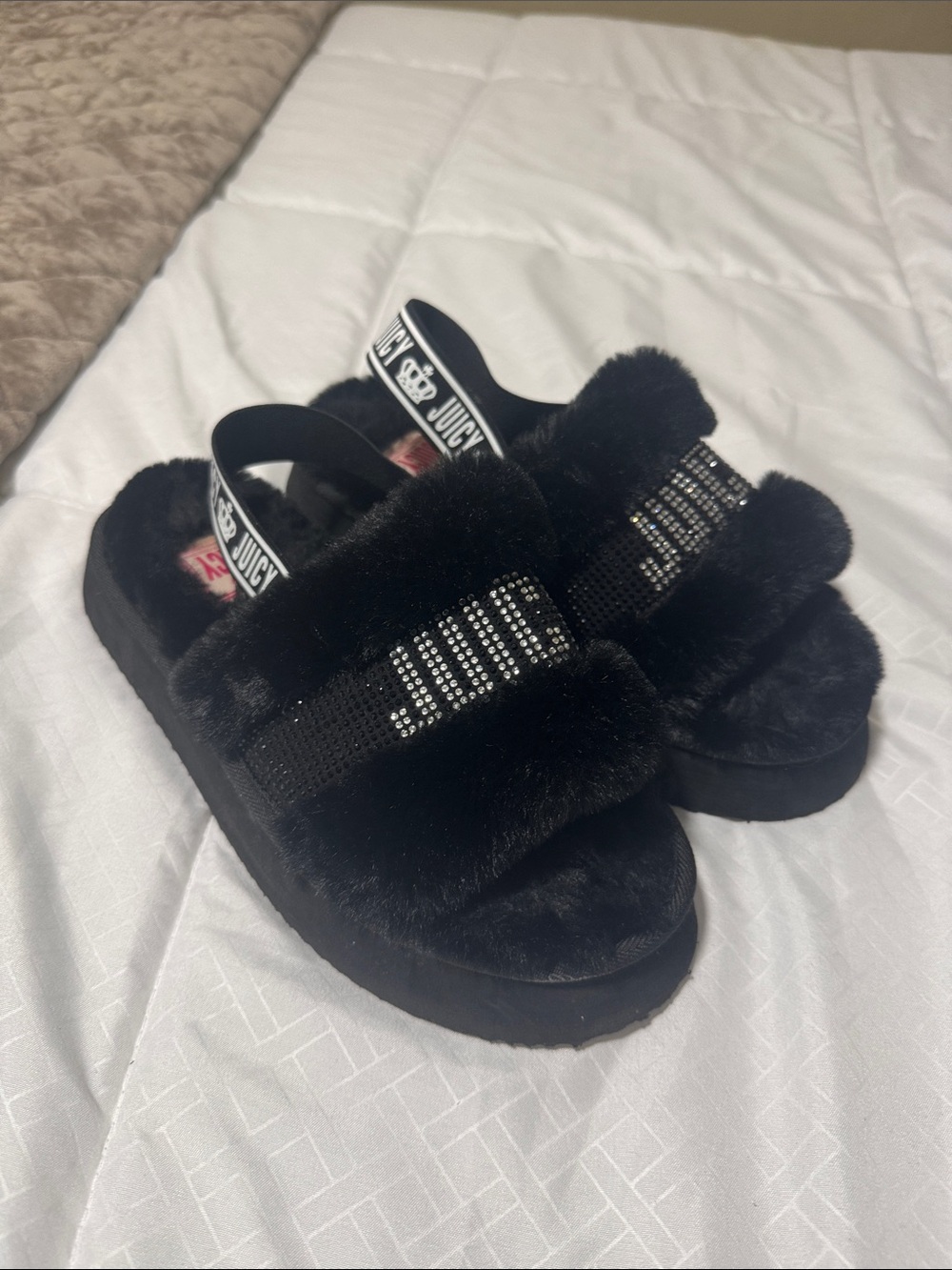 Juicy Couture Black Faux Fur Slide Sandals with Rhinestone JUICY Logo